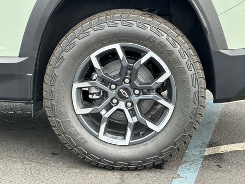 New 2026 Chevrolet Equinox ACTIV w/ Convenience Package III image 24