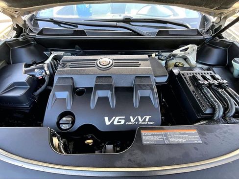 Used 2012 Cadillac SRX Luxury image 9