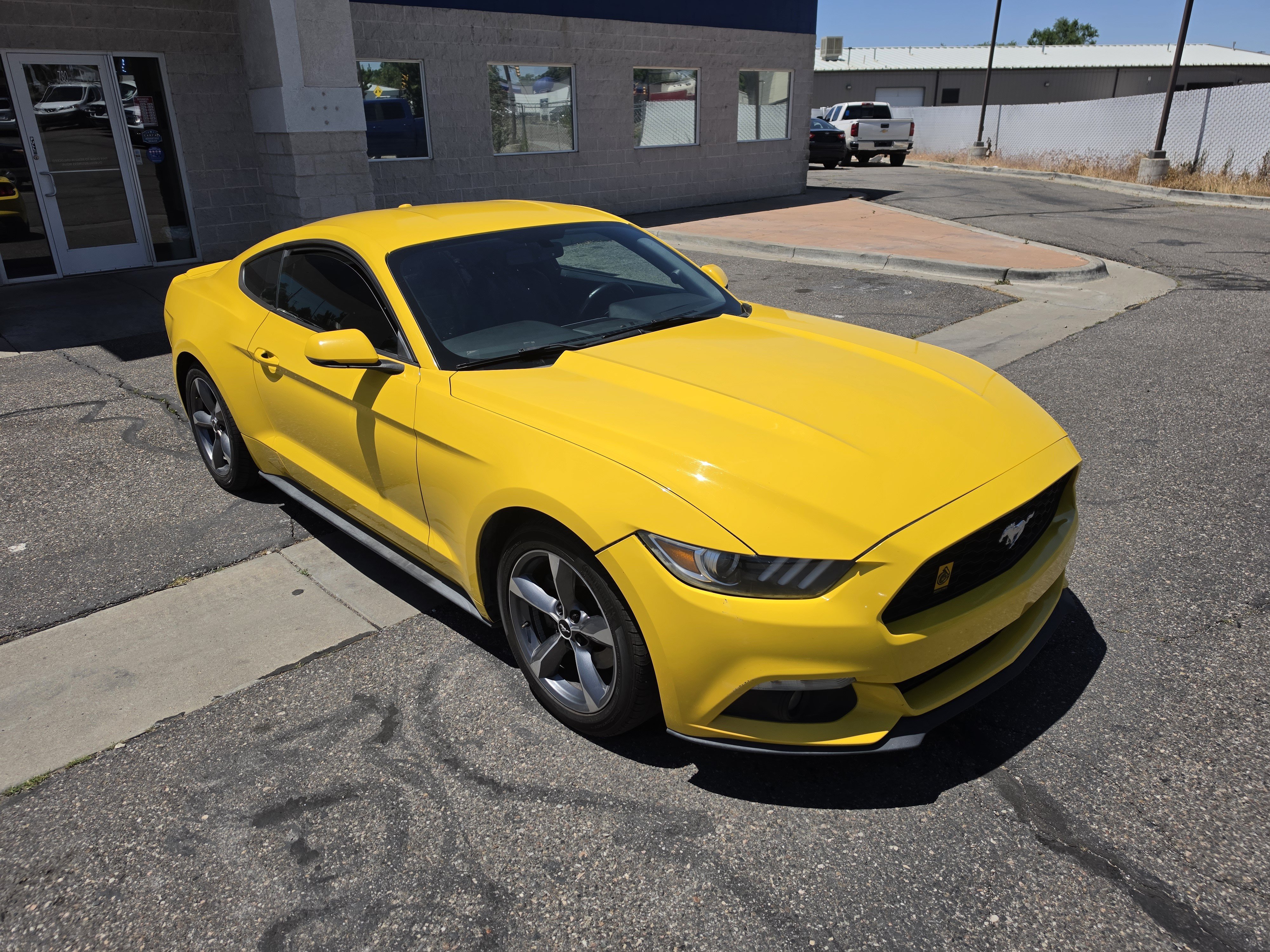 Used 2016 Ford Mustang Premium RWD image 8