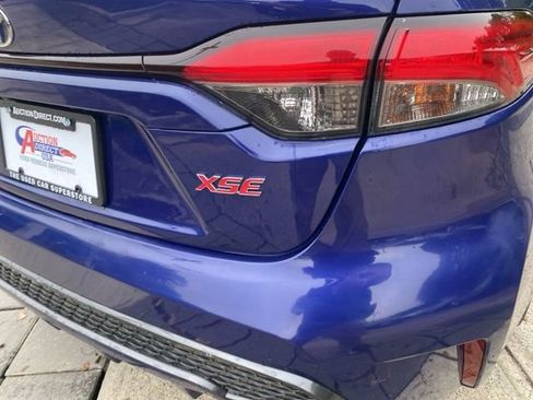 Used 2021 Toyota Corolla XSE image 12