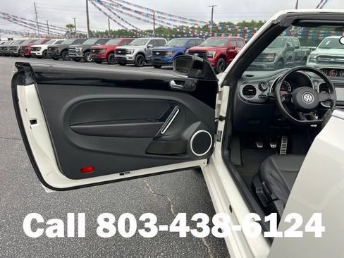 Used 2013 Volkswagen Beetle 2.0T FWD image 4