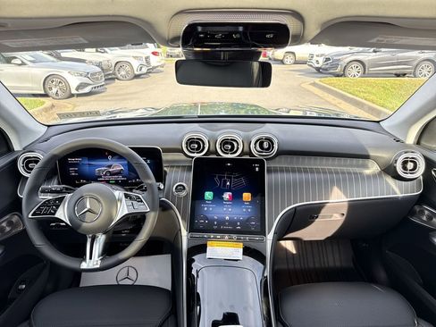 New 2025 Mercedes-Benz GLC 350e 4MATIC image 22
