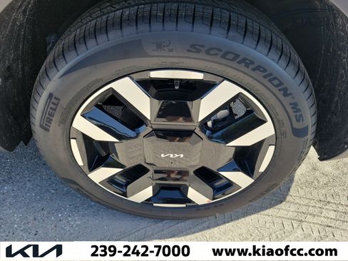 New 2027 Kia Telluride S w/ Towing Package FWD image 6