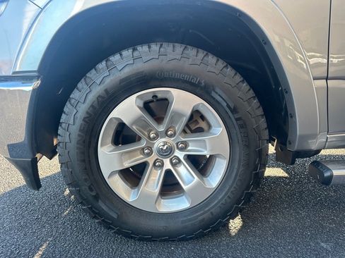 Used 2020 RAM 1500 Laramie image 10