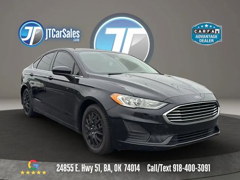 Used 2019 Ford Fusion S FWD image 1