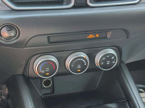 Used 2019 MAZDA CX-5 Sport FWD image 15