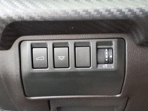 Used 2023 Subaru Ascent Premium w/ Convenience Package image 15