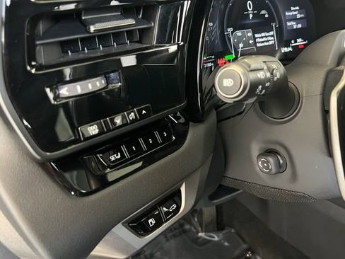 Used 2025 Lexus RX 450h AWD w/ Convenience Package image 31