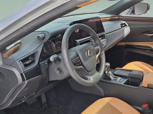 Certified 2022 Lexus ES 350 w/ Premium Package FWD image 12