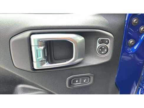 Used 2020 Jeep Wrangler Unlimited Sport S AWD/4WD image 19