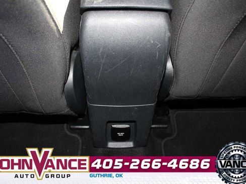 Used 2021 Ford EcoSport SE w/ SE Convenience Package image 23