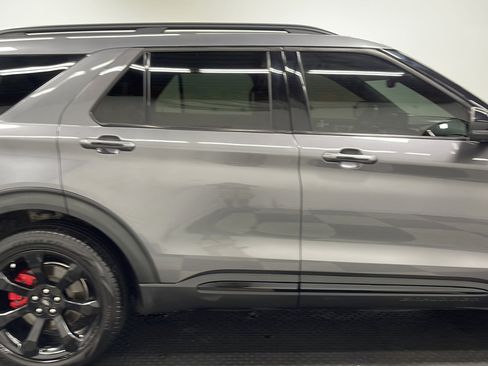 Used 2021 Ford Explorer ST w/ Equipment Group 401A AWD/4WD image 21