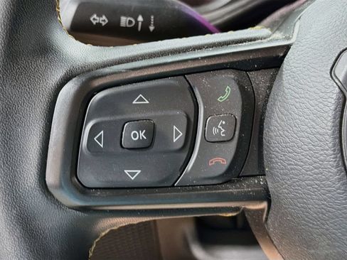 Used 2024 Jeep Gladiator Sport AWD/4WD image 16