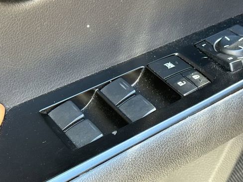 Used 2020 Lexus UX 200 w/ Accessory Package 2 image 15