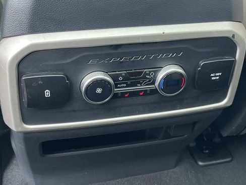 Used 2024 Ford Expedition Max Limited image 17