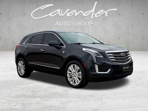 Used 2019 Cadillac XT5 Premium Luxury w/ Driver Assist Package FWD image 2