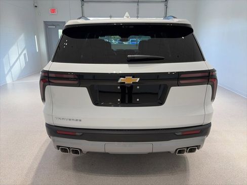 New 2026 Chevrolet Traverse LT w/ Driver Confidence Package image 5
