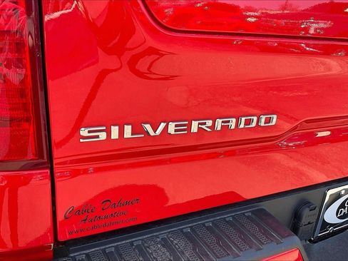 Used 2024 Chevrolet Silverado 1500 Custom image 30