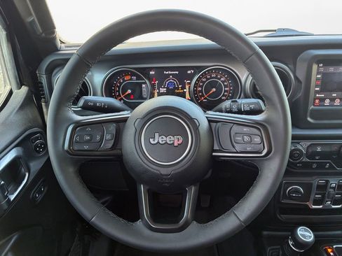 Used 2023 Jeep Wrangler Sport S image 21
