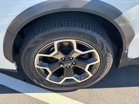 Used 2014 Subaru Crosstrek 2.0i Limited image 10