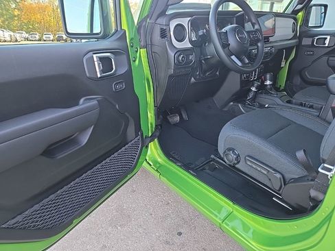 New 2026 Jeep Wrangler Sport AWD/4WD image 30