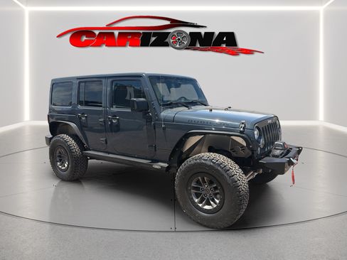 Used 2016 Jeep Wrangler Unlimited Rubicon w/ Connectivity Group AWD/4WD image 13