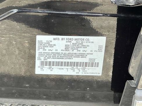 Certified 2022 Lincoln Nautilus Reserve image 14