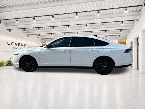 Used 2025 Honda Accord SE image 7