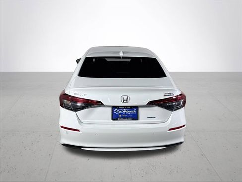 Used 2025 Honda Civic Sport Touring image 7