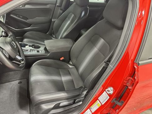 Used 2024 Honda Civic Sport image 15