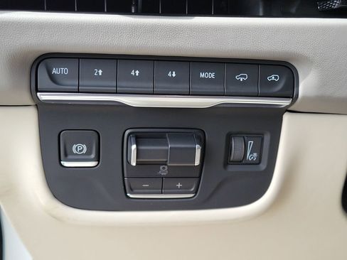 Used 2025 Cadillac Escalade Sport Platinum w/ LPO, Floor Liner Package image 28