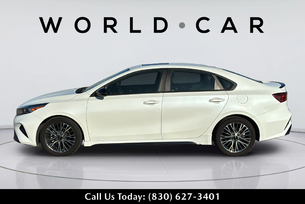 Used 2024 Kia Forte GT-Line w/ GT-Line Premium Package FWD image 6