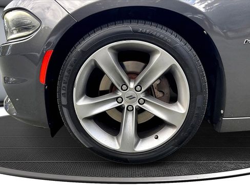 Used 2018 Dodge Charger R/T image 31