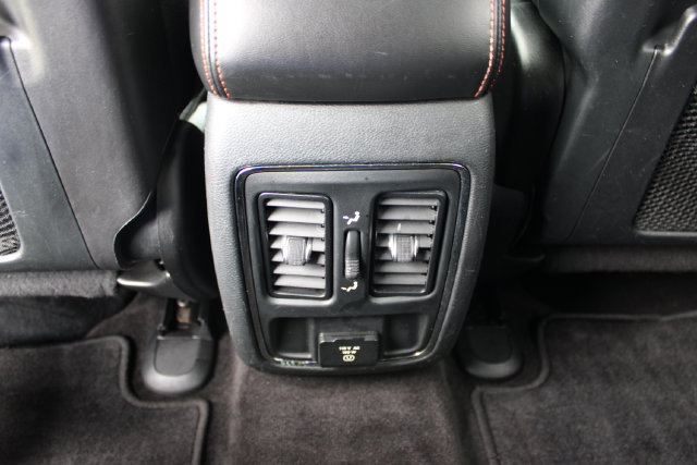 Used 2016 Jeep Grand Cherokee Laredo 75th Anniversary AWD/4WD image 37