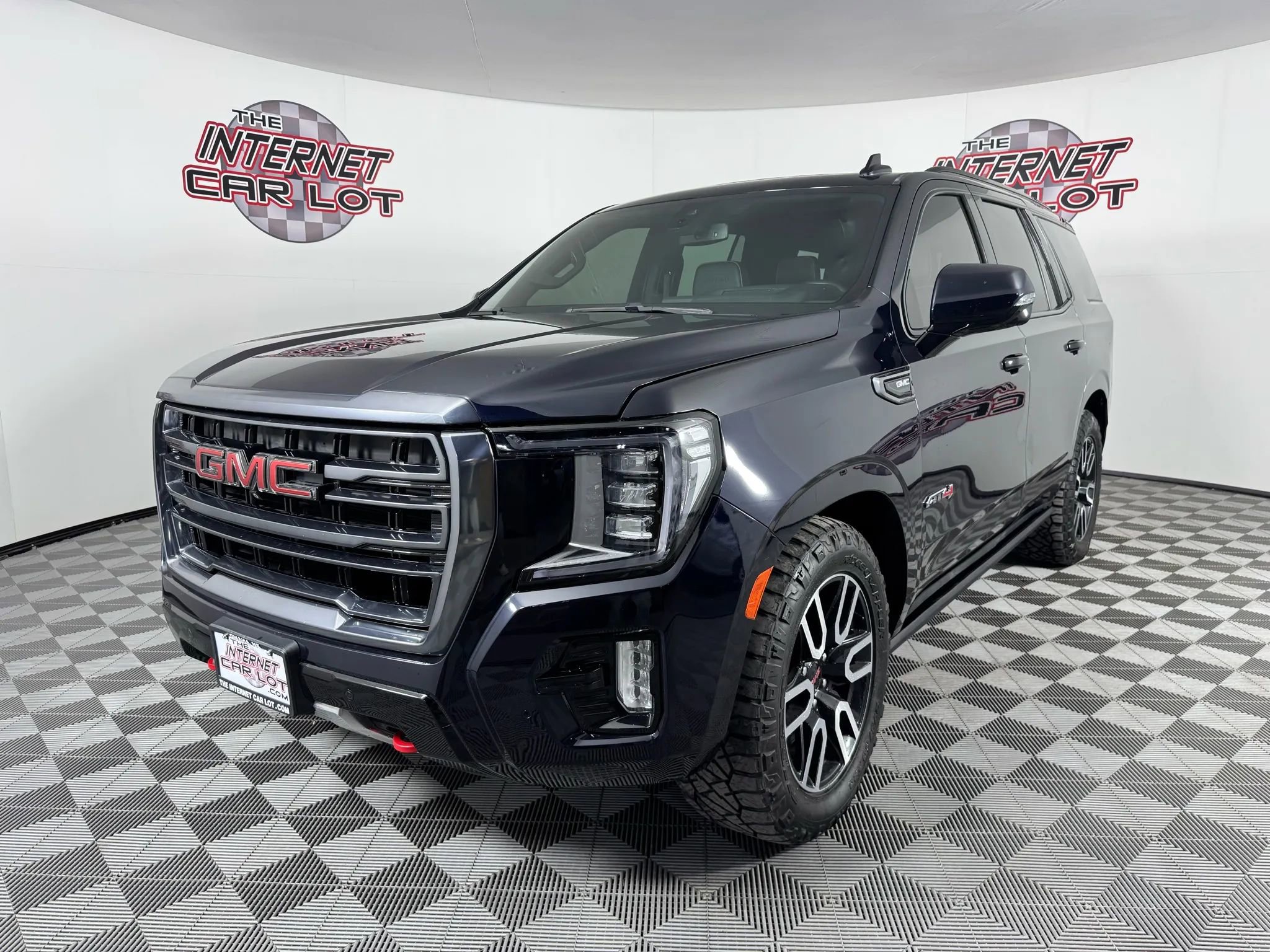 Used 2022 GMC Yukon AT4 AWD/4WD image 3