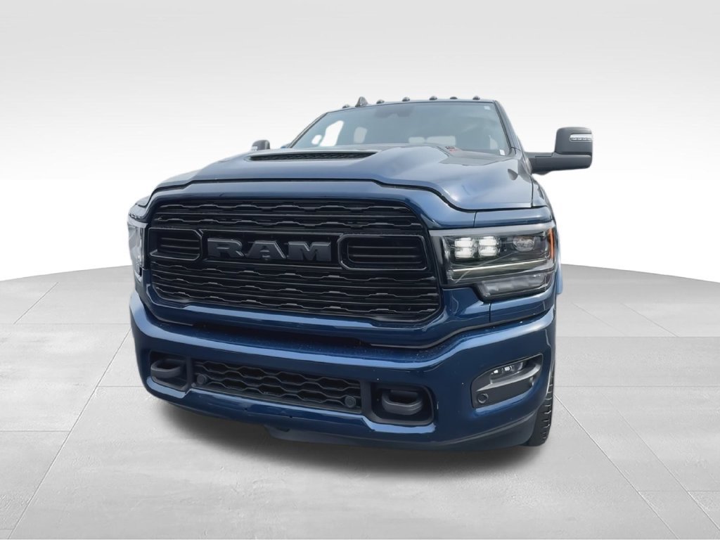 Used 2024 RAM 2500 Limited AWD/4WD image 3