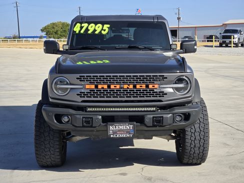 Used 2023 Ford Bronco Badlands AWD/4WD image 3