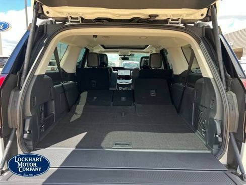 New 2026 Ford Expedition Max Platinum w/ Driver's Package AWD/4WD image 26