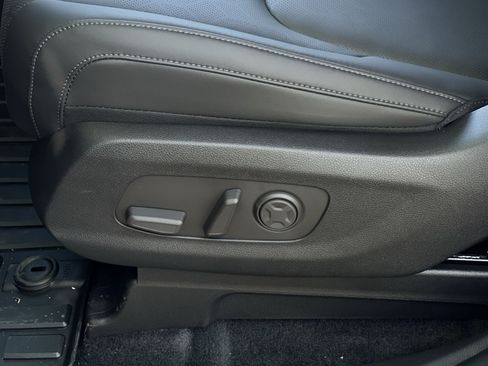 New 2026 Kia Carnival FWD image 27