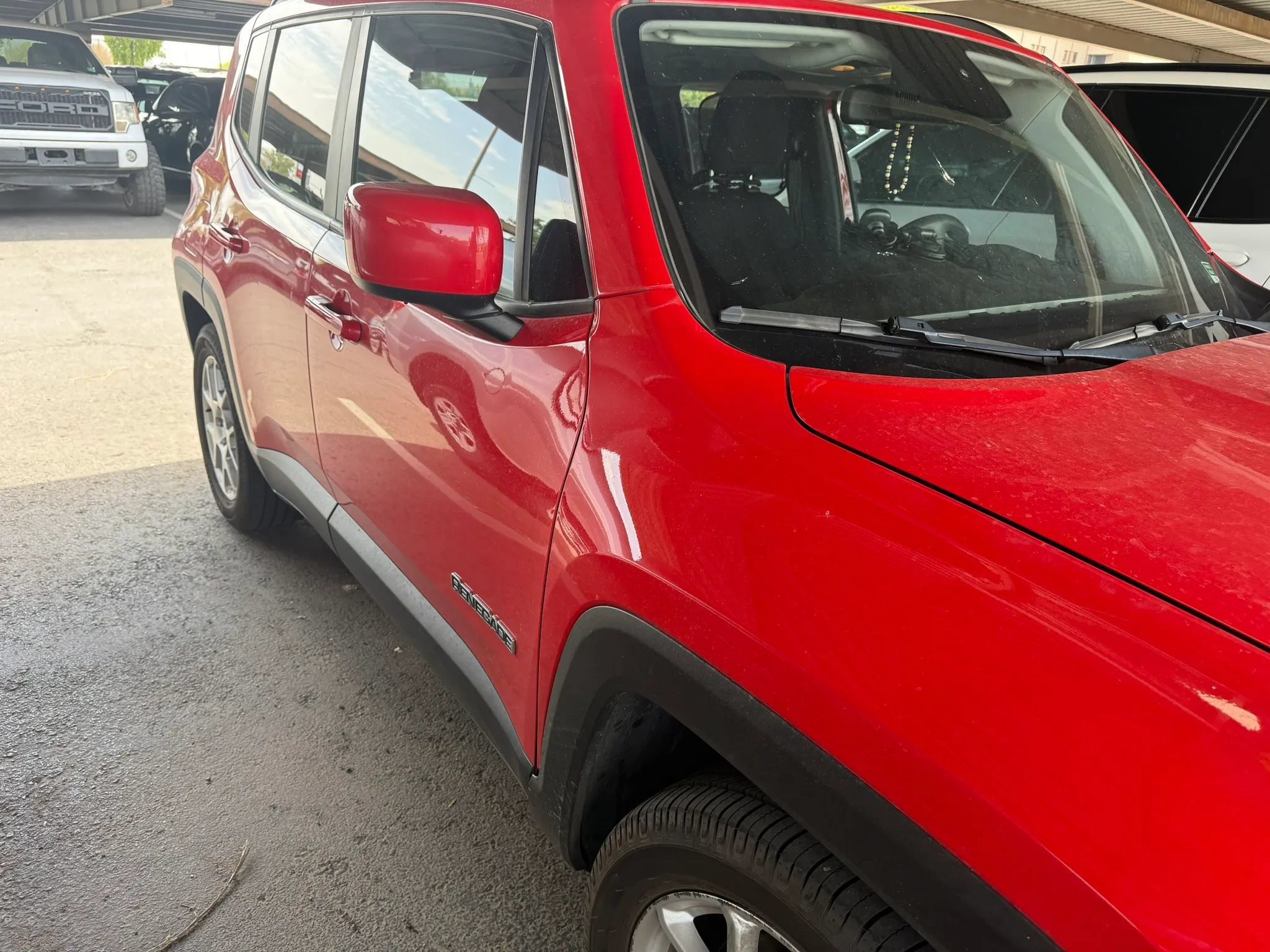 Used 2020 Jeep Renegade Latitude w/ Popular Equipment Group FWD image 3