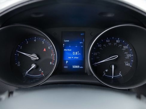 Used 2018 Toyota C-HR XLE image 31