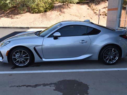 Used 2023 Subaru BRZ Premium RWD image 5