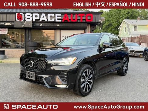 Used 2025 Volvo XC60 B5 Core w/ Protection Package Premier AWD/4WD image 1