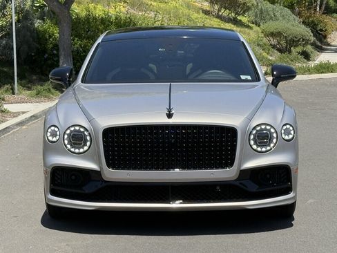 Used 2023 Bentley Flying Spur S V8 AWD/4WD image 11