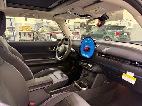 New 2026 MINI Cooper 2-Door Hardtop image 22