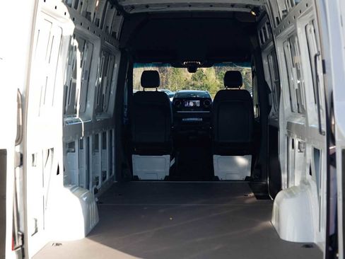 New 2026 Mercedes-Benz Sprinter 2500 image 16