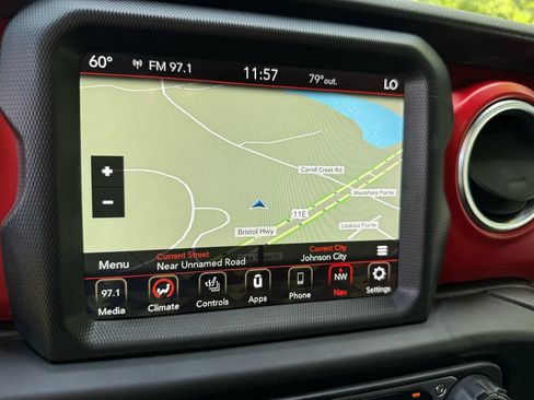 Used 2020 Jeep Gladiator Rubicon AWD/4WD image 30