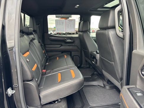 Used 2022 GMC Sierra 1500 AT4 w/ AT4 Premium Package AWD/4WD image 29