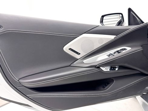 Used 2020 Chevrolet Corvette Stingray w/ 3LT Preferred Equipment Group image 31