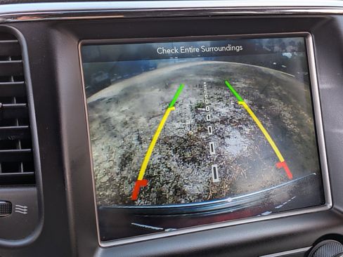 Used 2018 Jeep Grand Cherokee Limited w/ Luxury Group II image 35